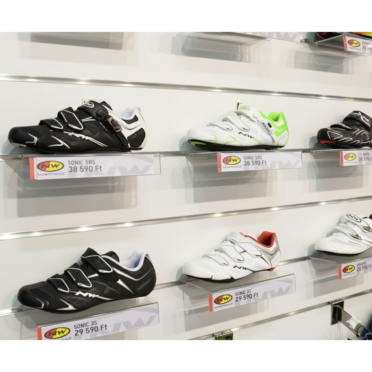 Image of 15 cm-es osztású alusínes panel, FEHÉR színben