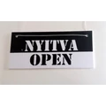 Kép 1/2 - Nyitva - Zárva / Open - Closed tábla kétoldalas, 210 x 98 mm fekete-fehér