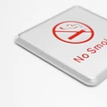 Kép 2/2 - "No Smoking" felirat ajtóra, aluminium kerettel, 15 x 15 cm