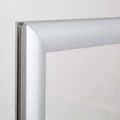 Kép 3/3 - Plakátkeret, A4, ablakra / üvegre, 25 mm profil, szögletes sarok