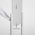 Kép 3/5 - Eloadoi-pulpitus-uveg-fedlappal-ezust-szinu-aluminium-elolappal-AM-3246_03