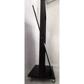 Kép 2/2 - Saját lábon álló, gurulós tükör,FEKETE fa kerettel, 1800 x 600 mm