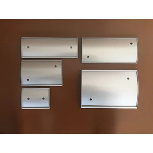 Falra-helyezheto-nevtabla-105-x-74-mm-MT-MK-123-02-01-0