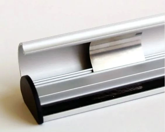 Plakátsín, alumínium, hossz: 700 mm