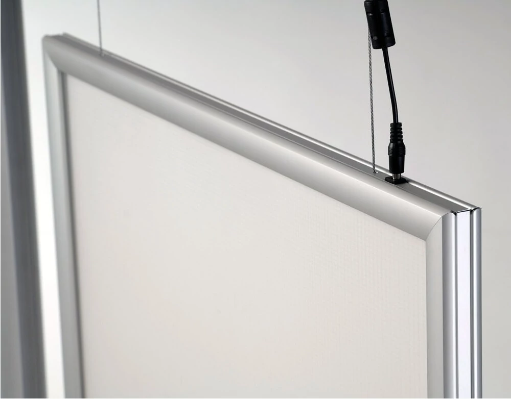 LED Plakátkeret, 2xA3, 25 mm, CSAK RENDELÉSRE, beszerzési idő: 1-2 hét