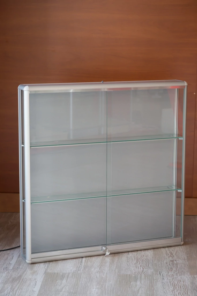 Alumínium keretes FALI vitrin, 1000x250x1000 mm  -Többféle színben és kivitelben